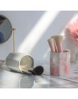 Nowoczesne porcelanowe organizery na kosmetyki pędzle na toaletkę do łazienki modne oryginalne