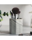 Nowoczesne porcelanowe organizery na kosmetyki pędzle na toaletkę do łazienki modne oryginalne
