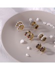 MENGJIQIAO 2019 nowa gorąca sprzedaż Vintage kolorowe Rhinestone kolczyki małe kółka kobiety moda imitacja perły półkole Pendien
