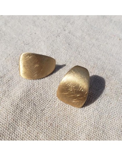 AOMU 2019 nowy koreański prosty geometryczny peeling okrągły węzeł twarz matowy Metal kolczyki ze złotym sztyftem prezenty dla k