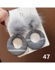 Eleganckie czarno-białe Houndstooth Plaid aksamitne tkaniny okrągłe duże koło długie kolczyki dla kobiet zniekształcone tkaniny 
