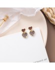 Eleganckie czarno-białe Houndstooth Plaid aksamitne tkaniny okrągłe duże koło długie kolczyki dla kobiet zniekształcone tkaniny 