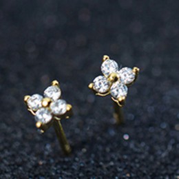 Śliczne biżuteria delikatna dziewczyna kobiety Ear Stud Tiny cz kwiat delikatny 925 Sterling Silver mały cz stud minimalistyczny