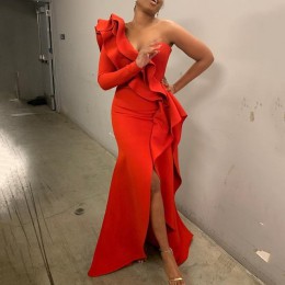 Afrykański styl elegancka impreza seksowny wieczór kobiety długie sukienki jedno ramię Bodycon Split kobiece falbany Maxi czerwo