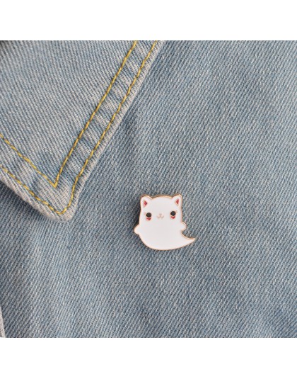 Fashion Cartton White Kitten broszka emaliowana śliczne kobiety z kołnierzykiem z klapami szpilki kot domowy biały duch widmo br