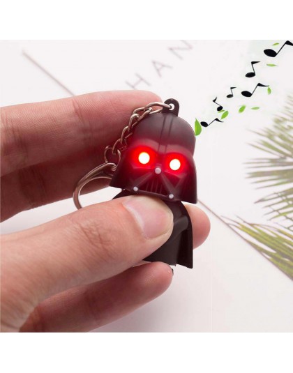 FAMSHIN wysokiej jakości koszulka 2018 Star Wars brelok Light Black Darth Vader wisiorek brelok led dla mężczyzna prezent Party 