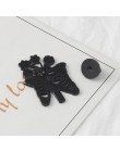 Goth Romance Rose Flower szkielet emalia Pin para zakochanych szkielet biżuteria Dark Punk broszki odznaki Unisex Goth emalia Pi