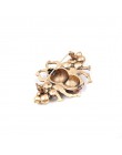 Cindy xiang New Fashion Pearl broszka pszczoła dla kobiet Antique złoty kolor broszka Pin Vintage Style biżuteria wysokiej jakoś