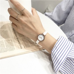 Moda damska białe małe zegarki 2019 marka ulzzang panie kwarcowy zegarek proste Retr Montre Femme ze skórzanym zegarek z paskiem