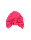 Darmowa wysyłka 2018 nowych moda gorąca sprzedaż kobiet 13 jednolity kolor czarny biały czerwony beżowy zielony indyjski turban 