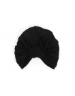 Darmowa wysyłka 2018 nowych moda gorąca sprzedaż kobiet 13 jednolity kolor czarny biały czerwony beżowy zielony indyjski turban 
