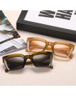 Nowe mody prostokąt okulary kobiety Luxulry marka projektant Vintage mężczyźni klasyczne nit odcienie kobiece męskie okulary UV4