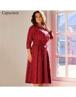 Elegancka klasyczna suknia damska trapezowa do łydek z długim rękawem zabudowana pod szyję