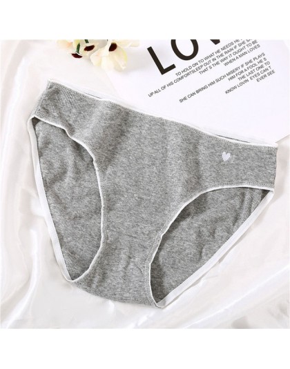 Bawełniane majtki serce dla kobiet 1Pc jednokolorowe kalesony oddychające majtki modna bielizna Sexy kobiece majtki New Arrival 