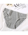 Bawełniane majtki serce dla kobiet 1Pc jednokolorowe kalesony oddychające majtki modna bielizna Sexy kobiece majtki New Arrival 