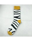 Gorąca sprzedaż bambusowe śmieszne skarpetki damskie kreskówka zwierzęta wzór kwiat ptak Zebra 5 kolorów Unisex oryginalny kolor
