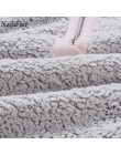 Nadafair Casual ponadgabarytowa puszysta bluza z kapturem damska świąteczna zapinana na zamek Faux zimowa bluza polarowa z kaptu