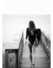 Plakat moda Surf kobieta list Nordic Wall Pop płótno artystyczne malowanie czarny biały Vogue wydruki zdjęć salon do wystroju do