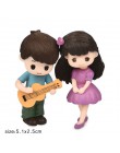 1 para śliczne miłośników para figurki miniaturowe rzemiosło z gitarą Ornament bajki wystrój ogrodu akcesoria do dekoracji domu