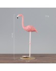 1pc Nordic Ins różowe flamingi ozdoby akcesoria domowe salon stacja biurkowa żywica Flamingo dekoracyjna statua